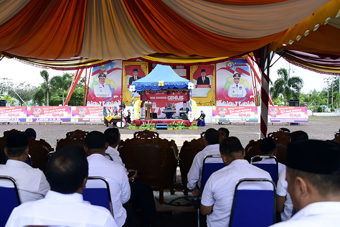 Teks foto: Bupati Bengkalis saat memberikan sambutan.