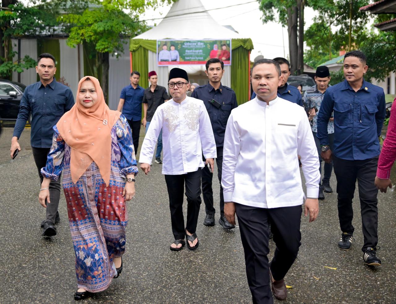 Rapat Bersama Gubernur Riau, Kasmarni Sampaikan Isu Strategis