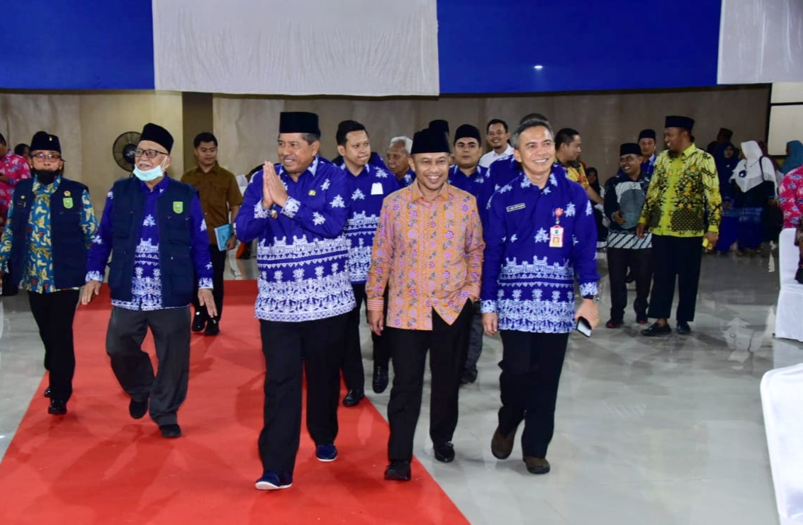 Wabup Bengkalis Hadiri Seminar Nasional Sultan Mahmud Abdul Jalil Muzaffar Syah Sebagai Pahlawan Nasional