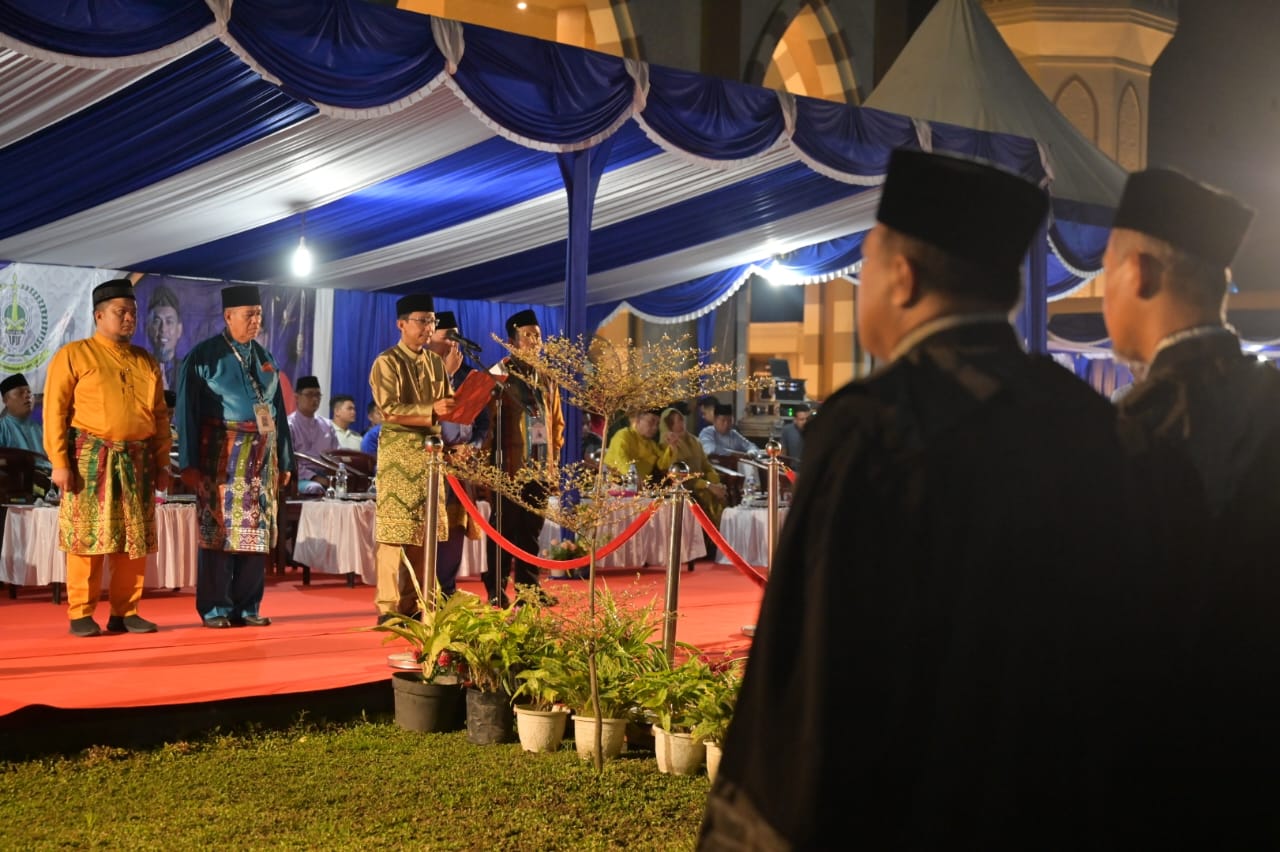 Bupati Bengkalis Hadiri Malam Taaruf Dan Pelantikan Dewan Hakim MTQ Ke-42 Tingkat Provinsi Riau