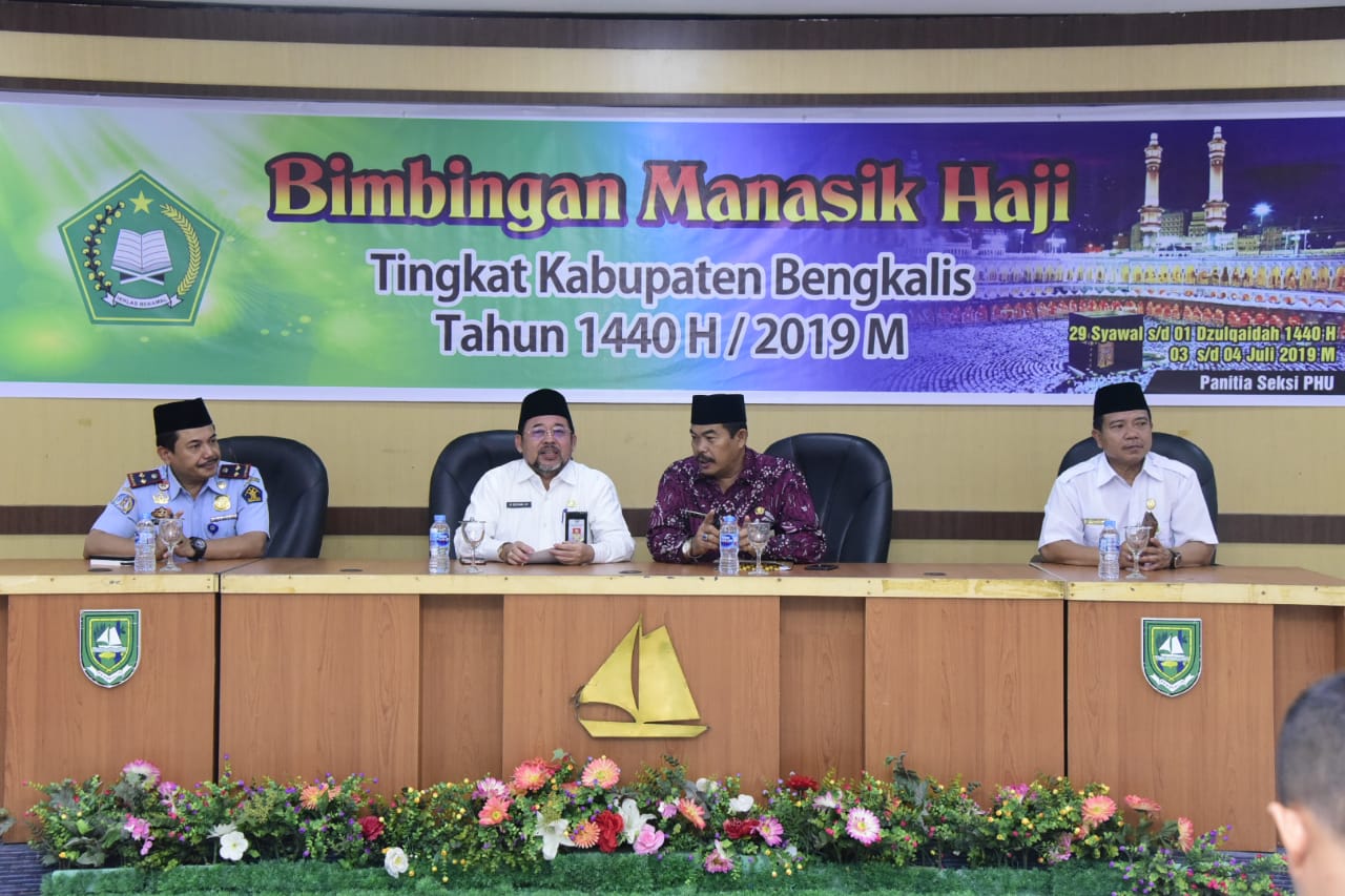 Bupati Bengkalis Membuka Bimbingan Manasik Haji Kabupaten Bengkalis