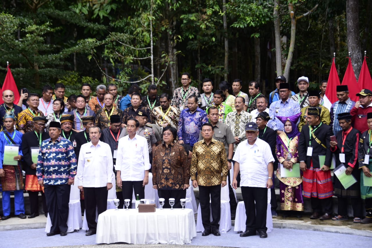 Plh Sekda Bengkalis Hadiri Penyerahan SK Perhutanan Sosial di Provinsi Riau