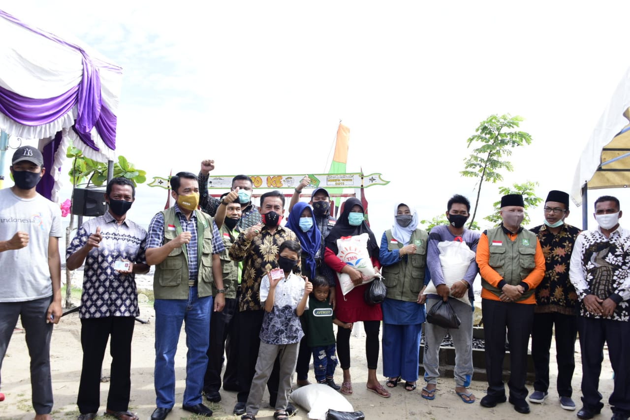 Baznas Gelar Layanan Kesehatan Gratis dan Santunan Bersama Dompet Dhuafa Riau