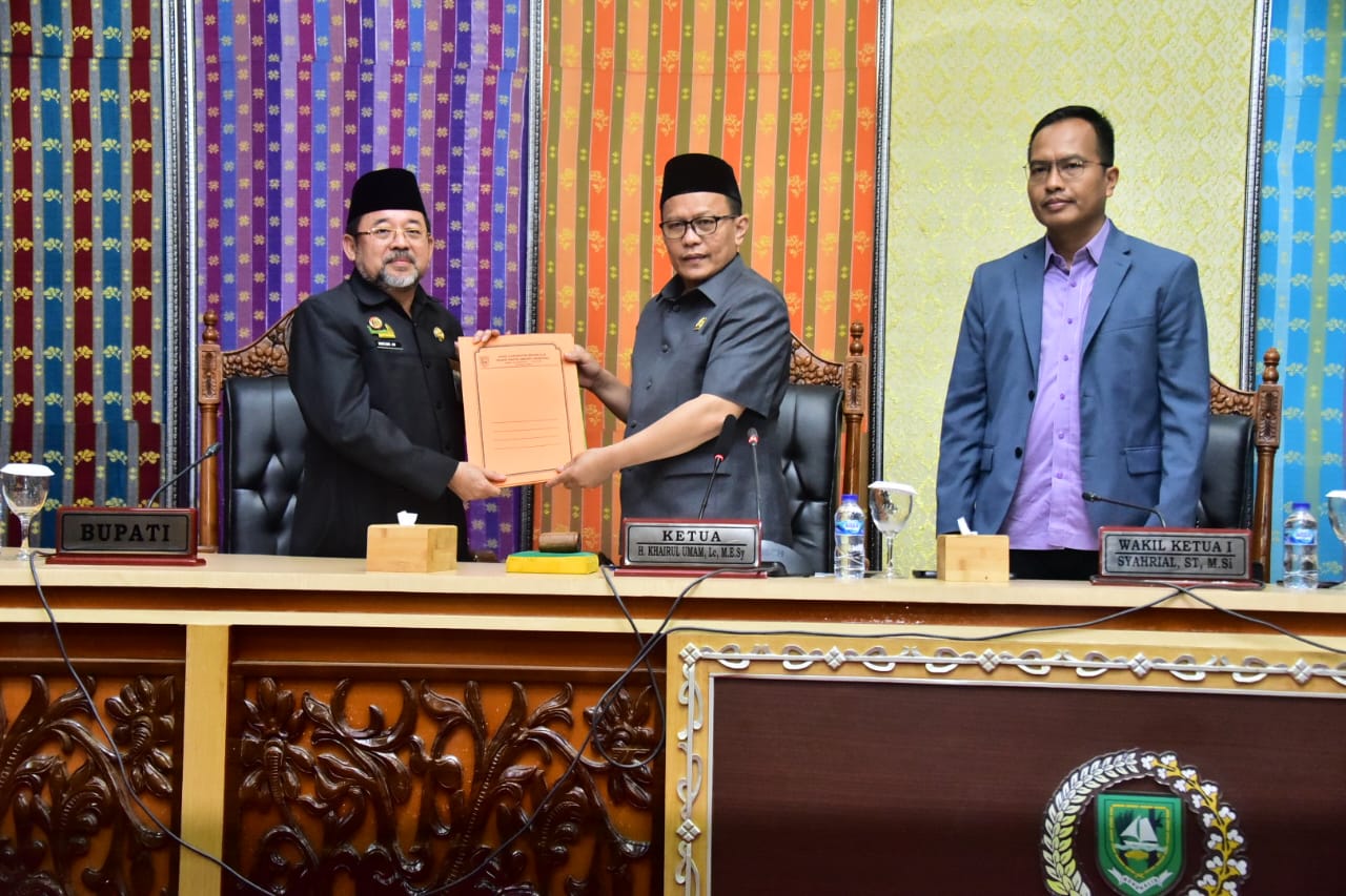 Bupati Hadiri Rapat Paripurna Laporan Reses Masa Sidang I Tahun 2022 ...