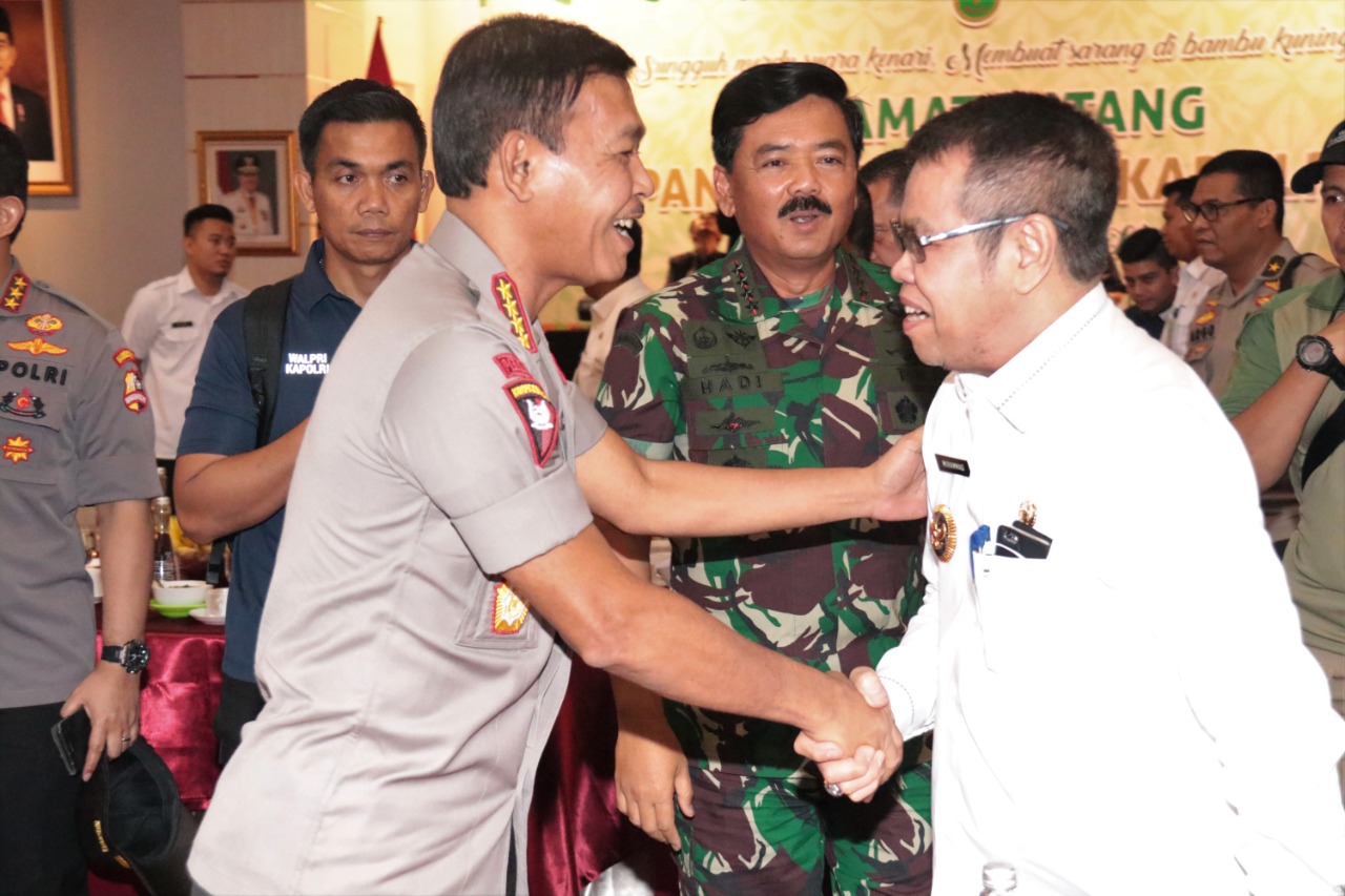 Kapolri dan Panglima TNI Apresiasi Riau dalam Pencegahan Karhutla