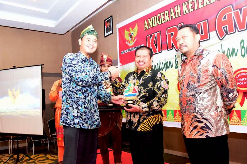 Bengkalis Terbaik I Pada Keterbukaan Informasi Publik Riau Award 2018